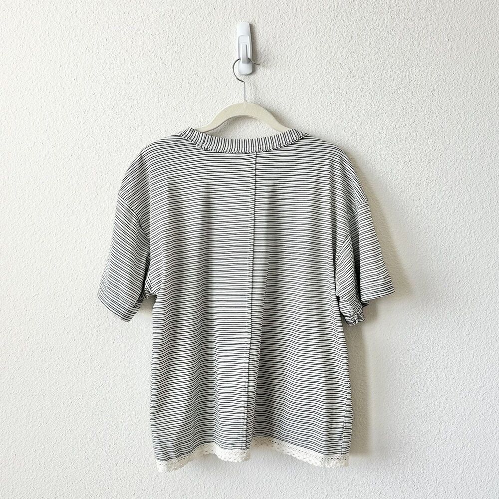 Anthropologie Pilcro Yours Truly Graphic Tee Shirt NWT Size Medium - Picture 6 of 13